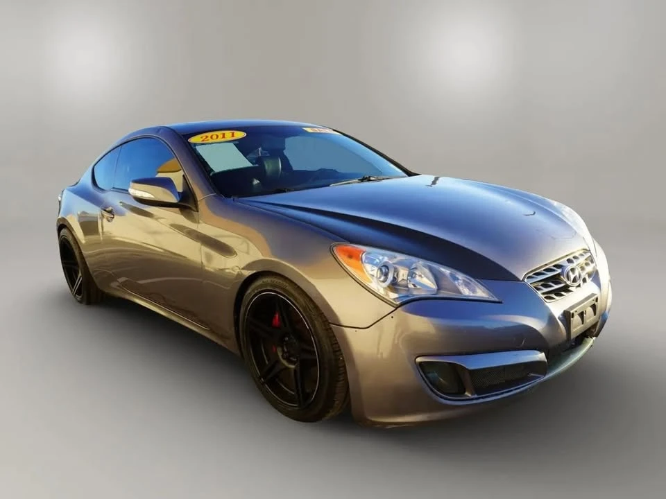 2011 Hyundai Genesis Coupe - Image 4 of 19