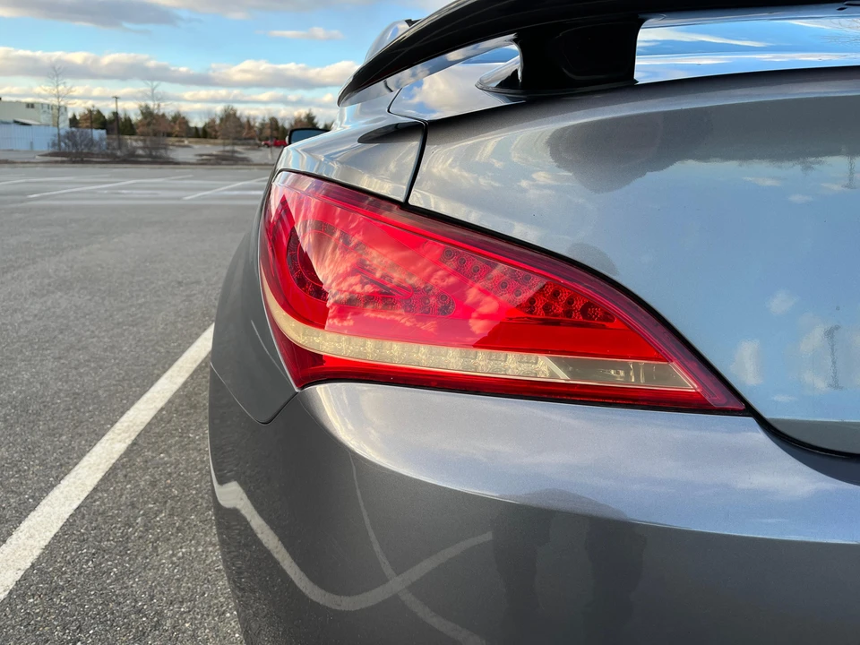 2011 Hyundai Genesis Coupe - Image 11 of 27