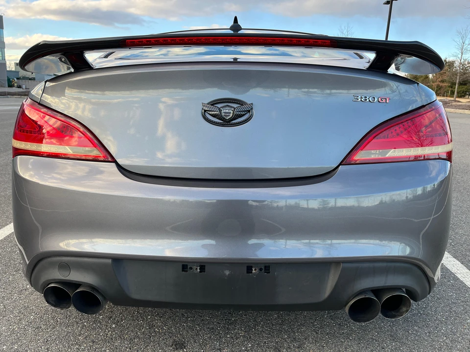 2011 Hyundai Genesis Coupe - Image 6 of 27