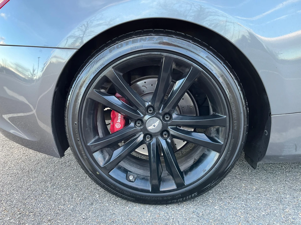2011 Hyundai Genesis Coupe - Image 19 of 27