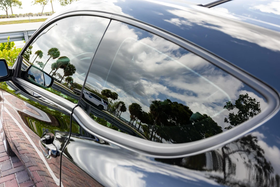2011 Hyundai Genesis Coupe - Image 22 of 31
