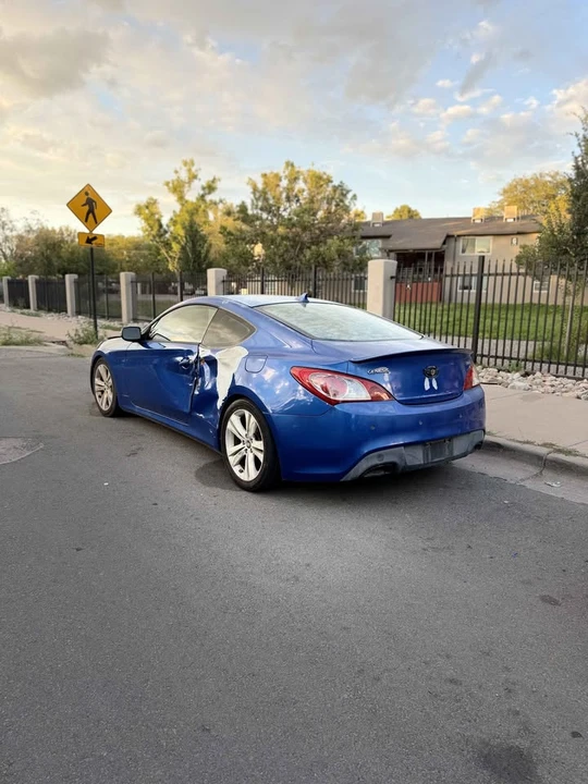 2011 Hyundai Genesis Coupe - Image 5 of 5