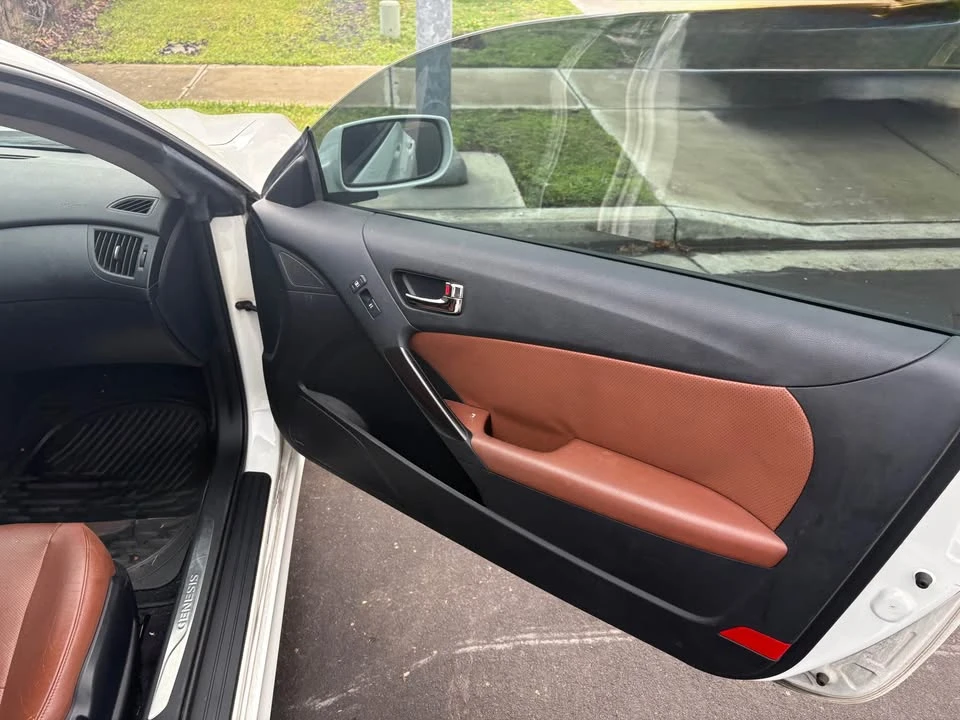 2011 Hyundai Genesis Coupe - Image 15 of 15