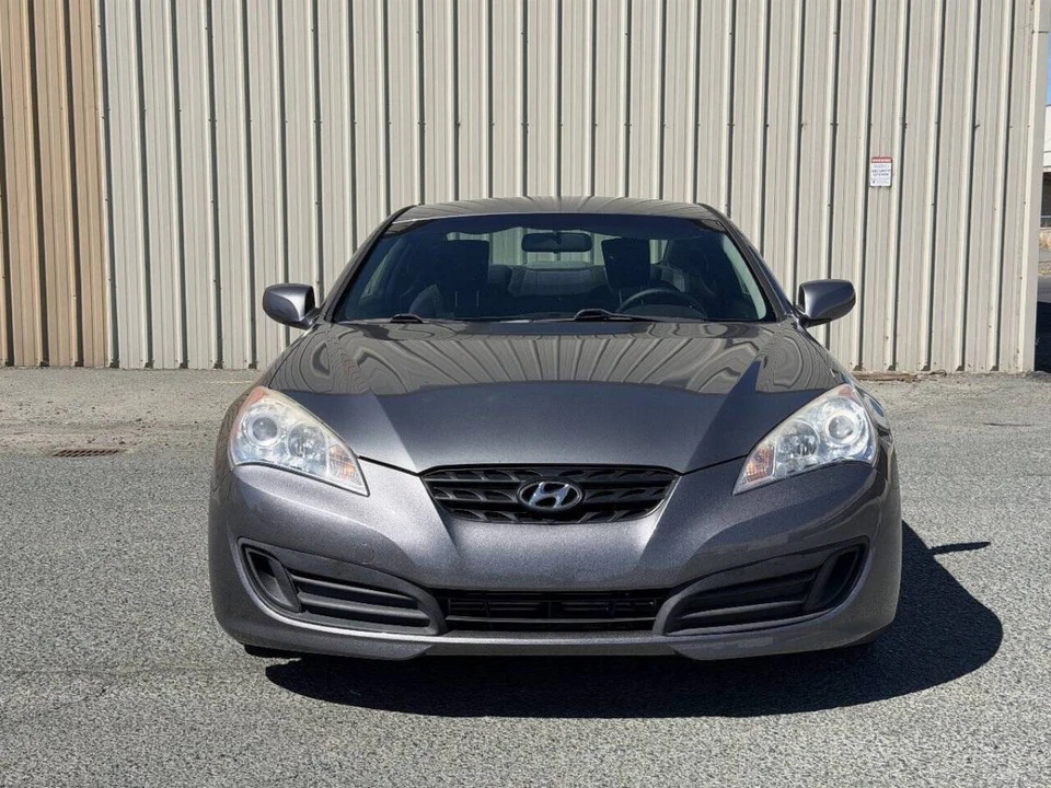 2011 Hyundai Genesis Coupe - Image 2 of 8