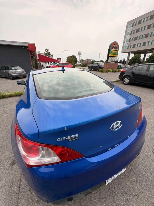 2011 Hyundai Genesis Coupe - Image 4 of 15