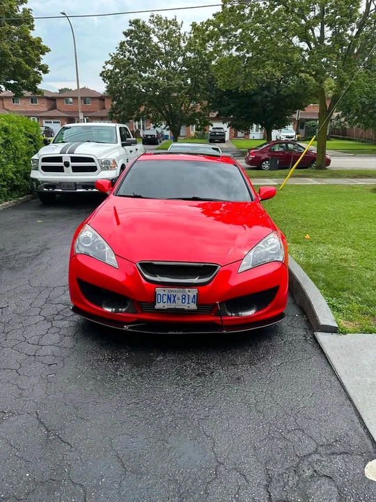 2011 Hyundai Genesis Coupe - Image 12 of 14