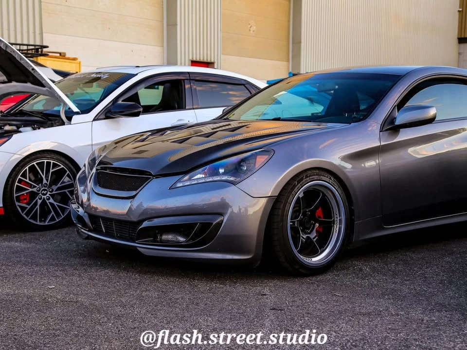 2011 Hyundai Genesis Coupe - Image 2 of 7
