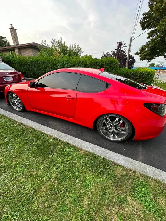 2011 Hyundai Genesis Coupe - Image 4 of 10