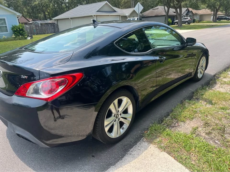 2011 Hyundai Genesis Coupe - Image 4 of 12