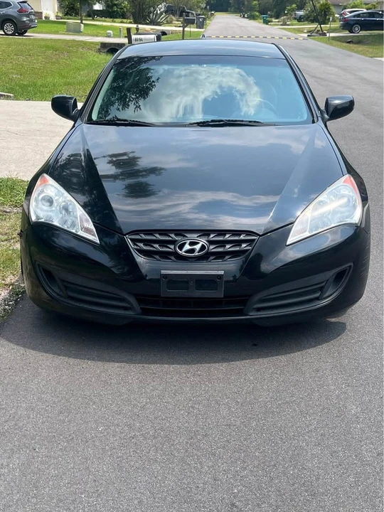 2011 Hyundai Genesis Coupe - Image 3 of 12