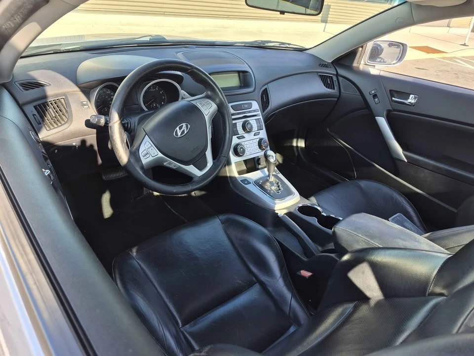 2011 Hyundai Genesis Coupe - Image 3 of 7