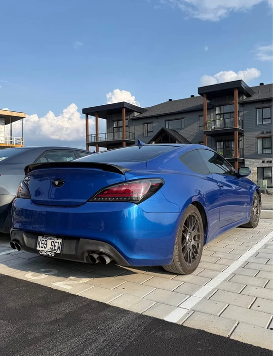 2011 Hyundai Genesis Coupe - Image 4 of 5