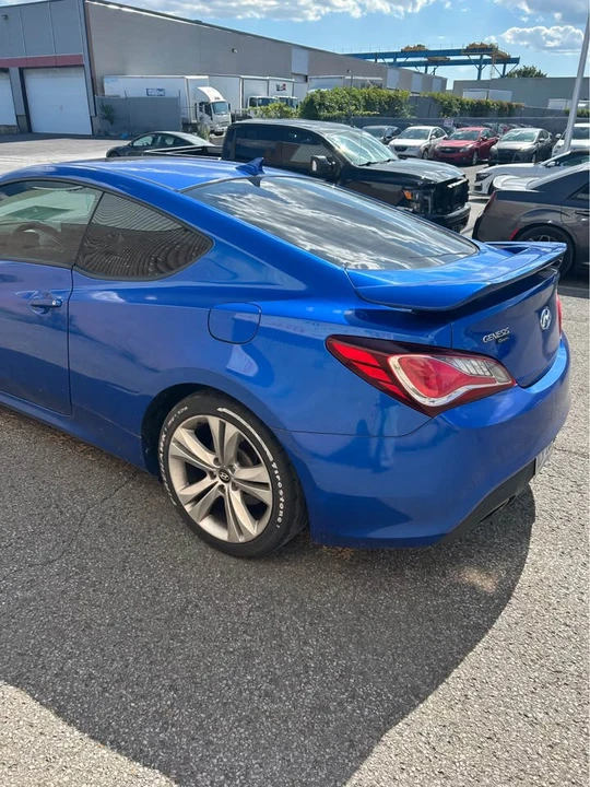 2011 Hyundai Genesis Coupe - Image 6 of 13