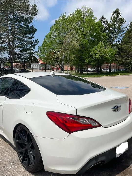 2011 Hyundai Genesis Coupe - Image 3 of 5