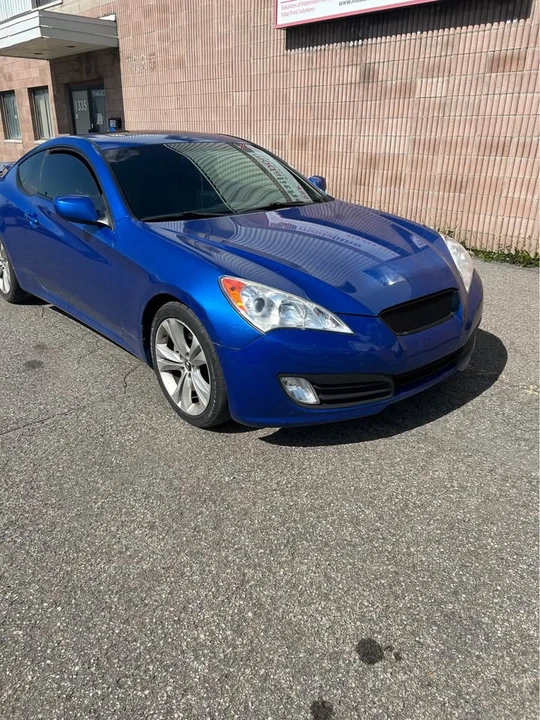2011 Hyundai Genesis Coupe - Image 2 of 13