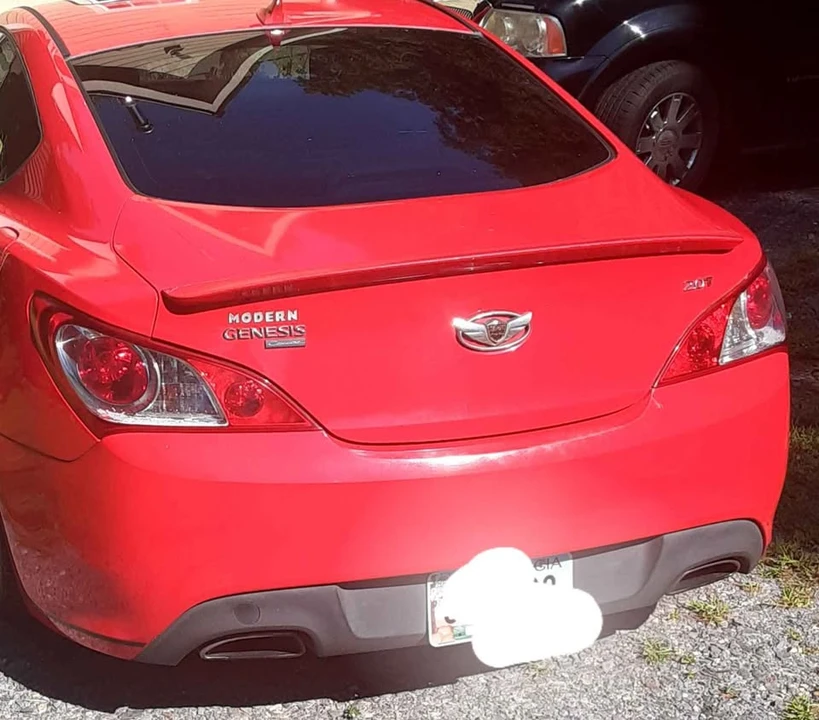 2011 Hyundai Genesis Coupe - Image 4 of 4