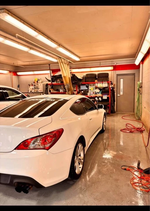 2011 Hyundai Genesis Coupe - Image 4 of 11