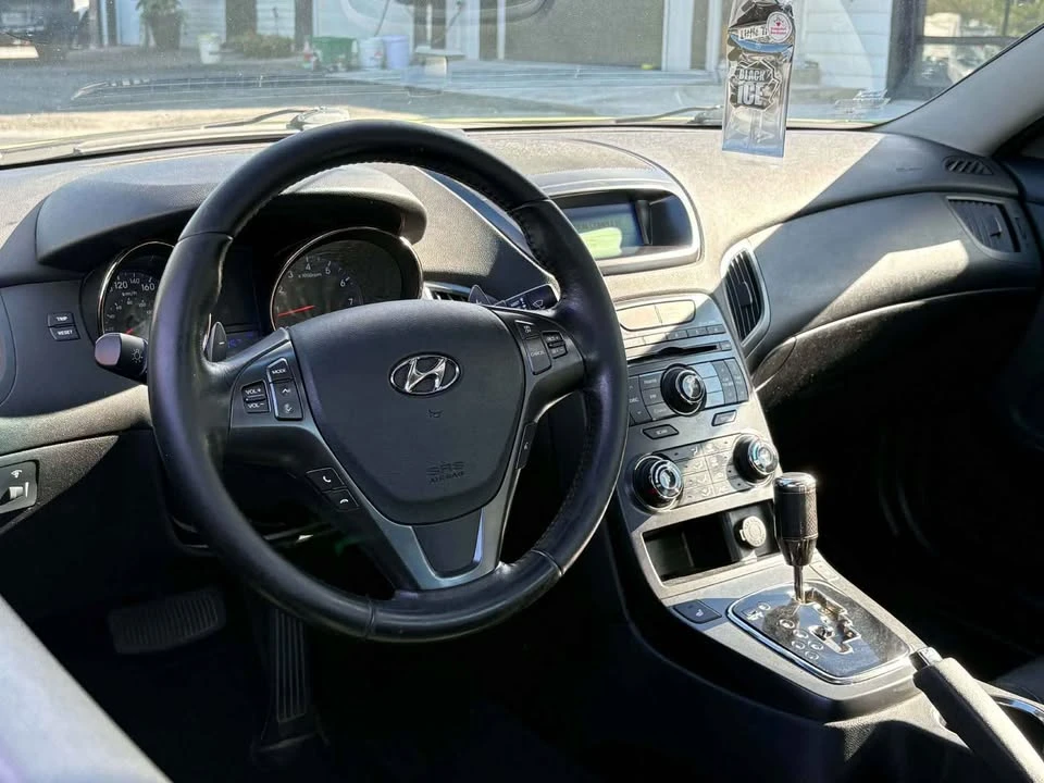 2011 Hyundai Genesis Coupe - Image 3 of 14