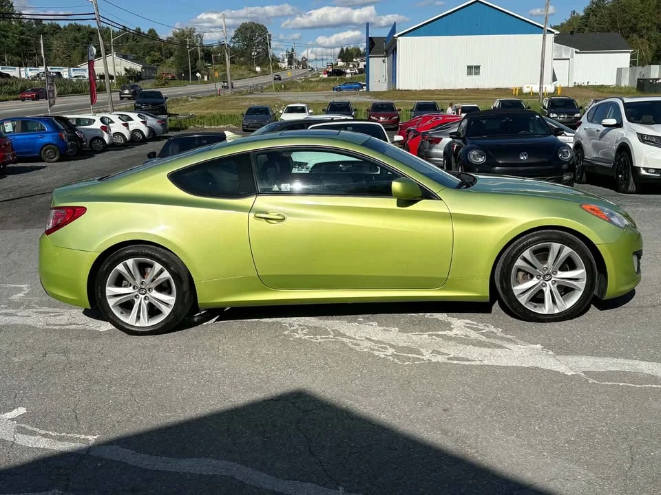 2011 Hyundai Genesis Coupe - Image 9 of 14