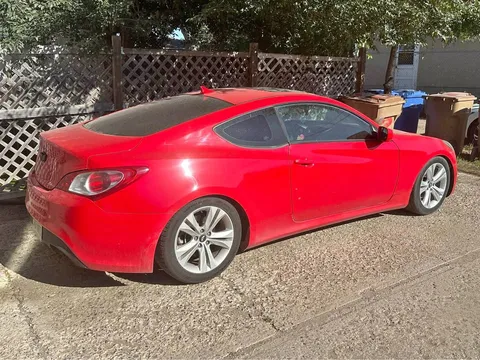 2011 Hyundai Genesis Coupe 2.0T