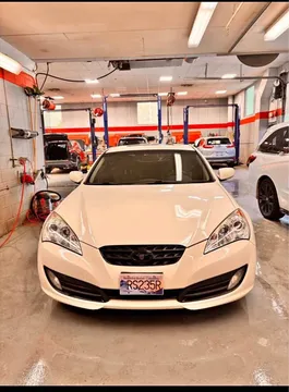 2011 Hyundai Genesis Coupe