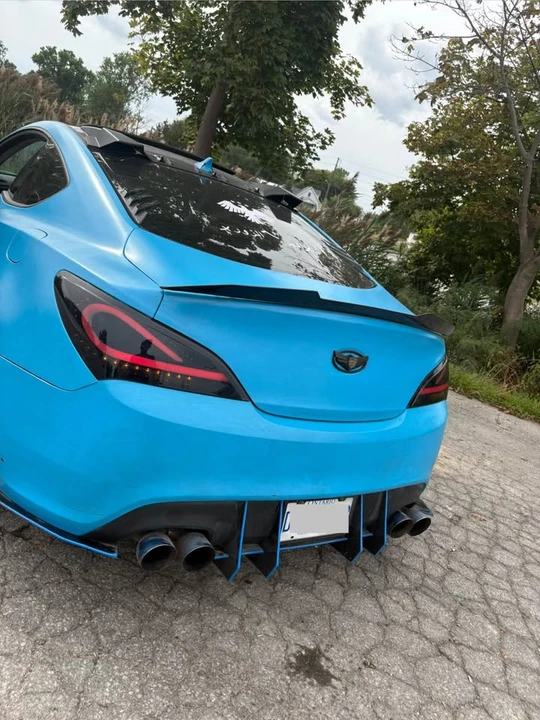 2011 Hyundai Genesis Coupe - Image 12 of 13