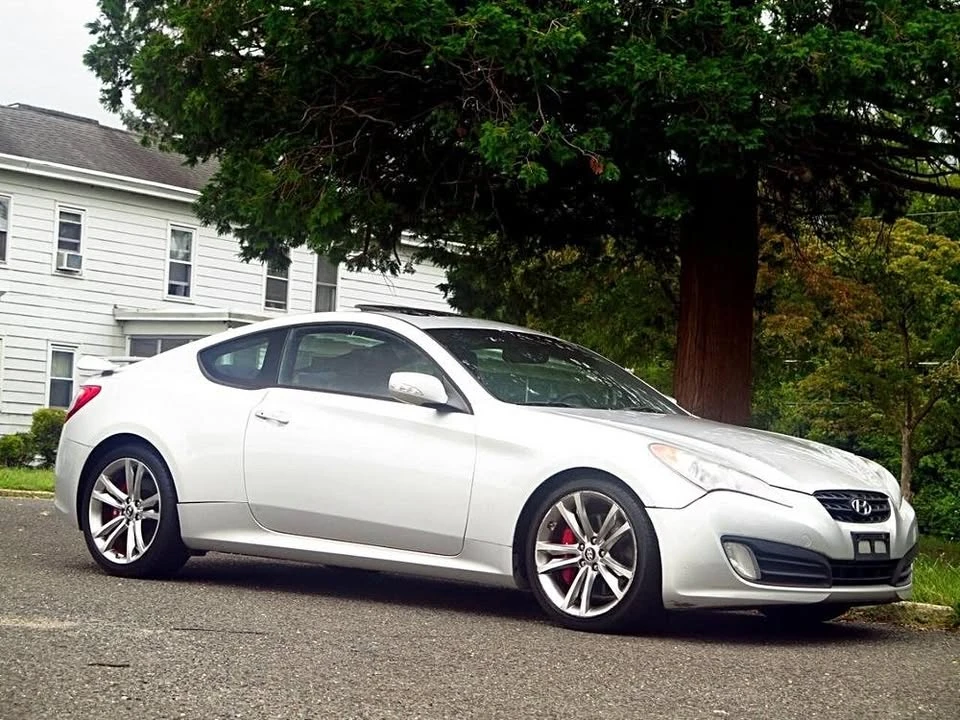 2011 Hyundai Genesis Coupe - Image 6 of 20