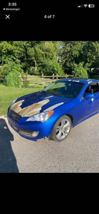 2011 Hyundai Genesis Coupe - Image 2 of 5