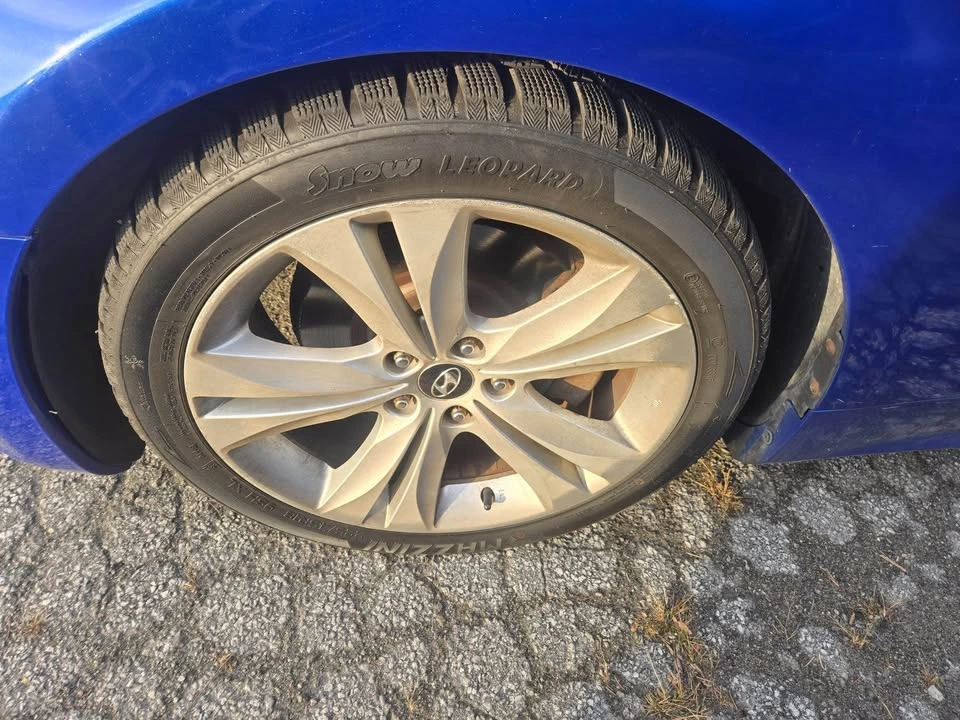 2011 Hyundai Genesis Coupe - Image 10 of 10
