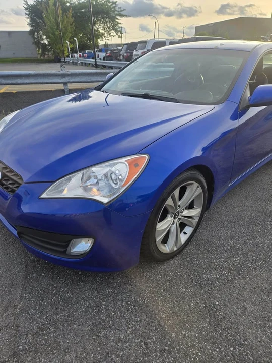 2011 Hyundai Genesis Coupe - Image 4 of 10