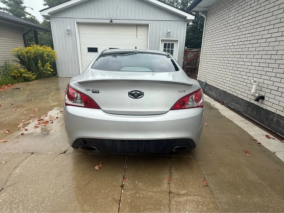 2011 Hyundai Genesis Coupe - Image 4 of 13