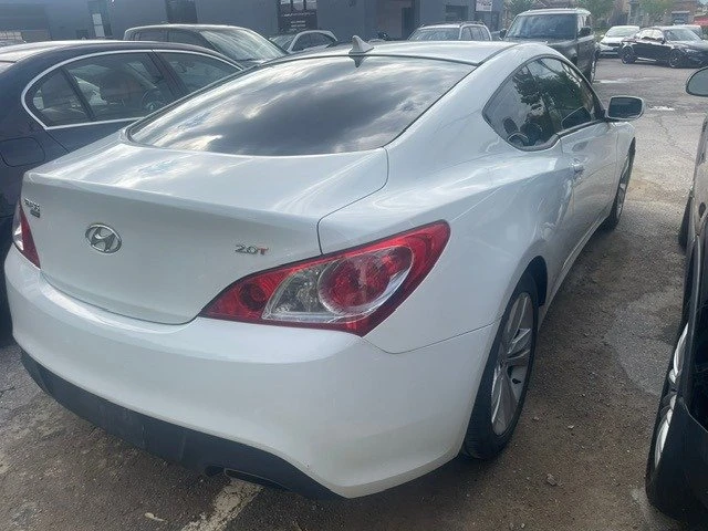 2011 Hyundai Genesis Coupe - Image 7 of 7