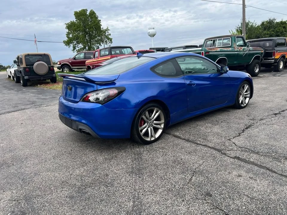 2011 Hyundai Genesis Coupe - Image 4 of 14