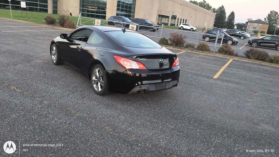 2011 Hyundai Genesis Coupe - Image 7 of 7