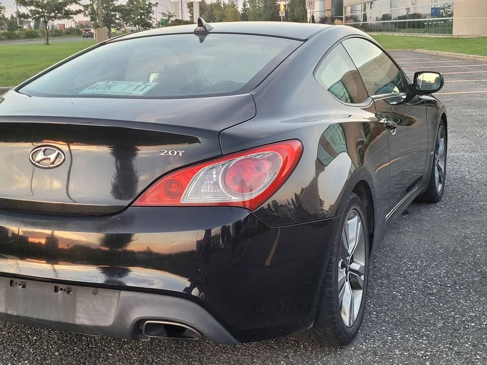 2011 Hyundai Genesis Coupe - Image 3 of 7