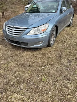2011 Hyundai Genesis V8