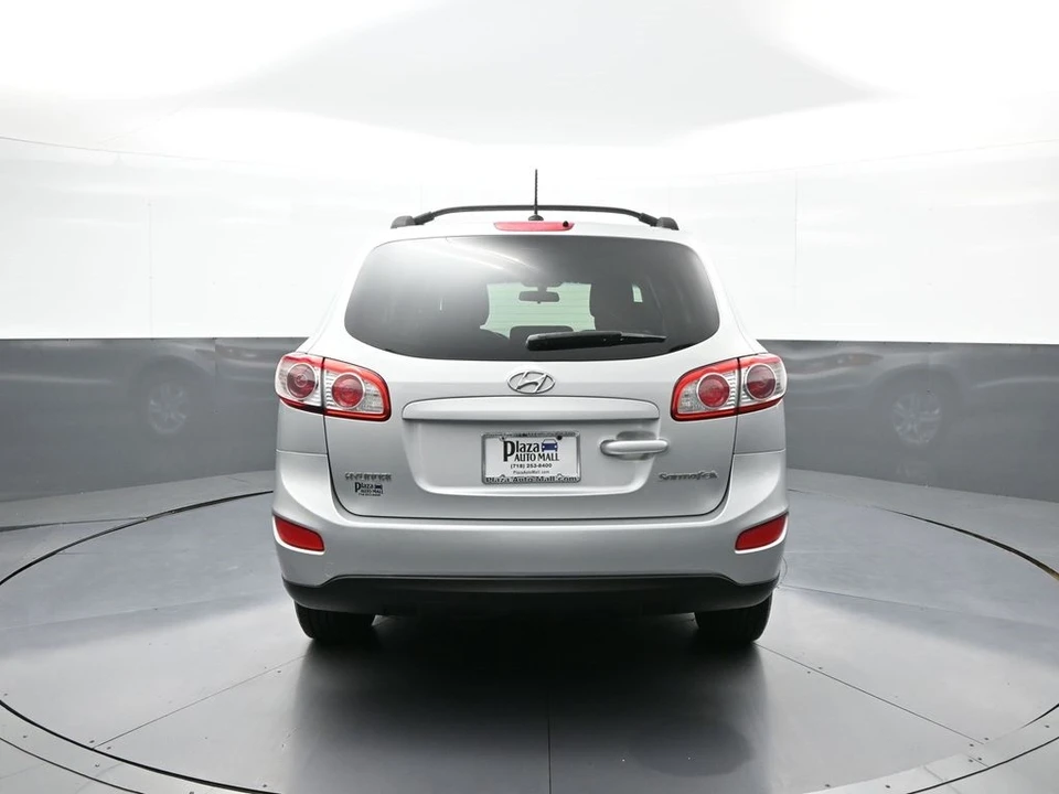 2011 Hyundai Santa Fe - Image 7 of 21