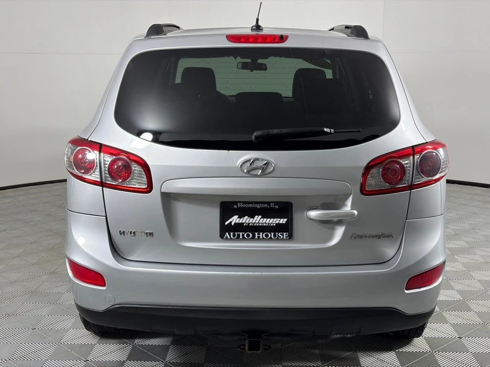 2011 Hyundai Santa Fe - Image 4 of 12