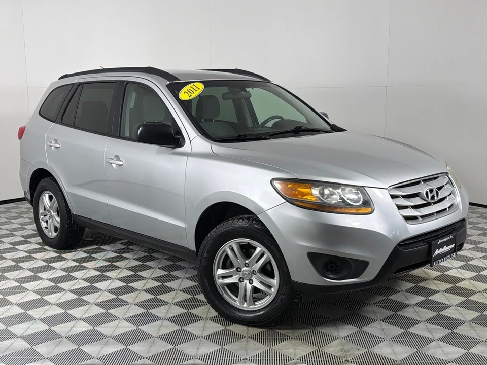 2011 Hyundai Santa Fe - Image 2 of 12