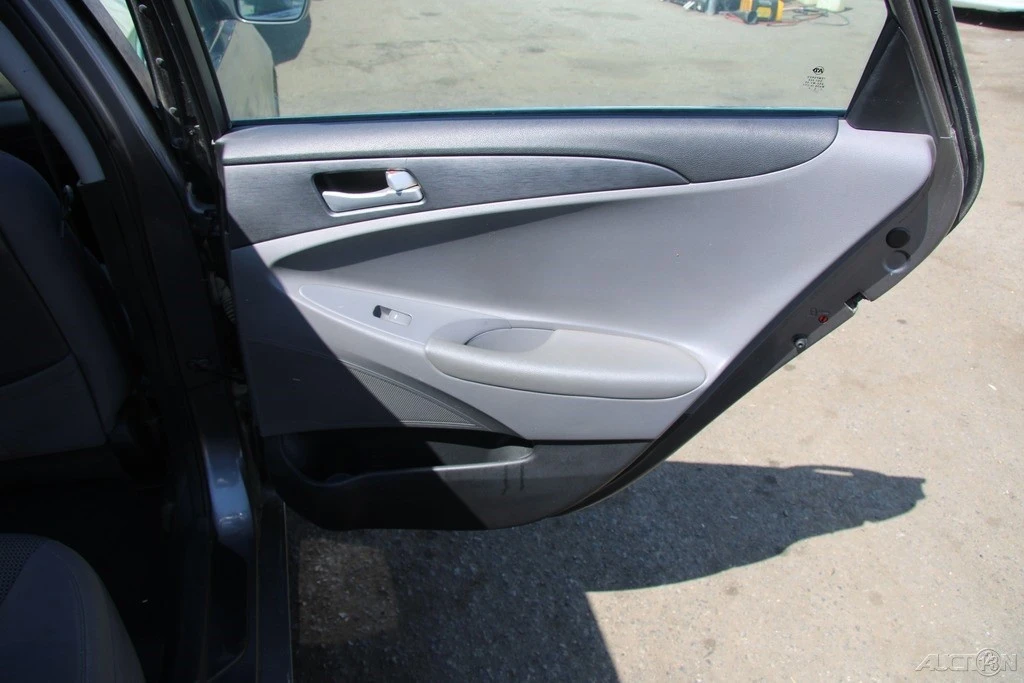 2011 Hyundai Sonata - Image 21 of 21