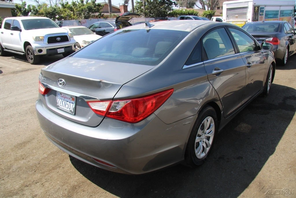 2011 Hyundai Sonata - Image 7 of 21