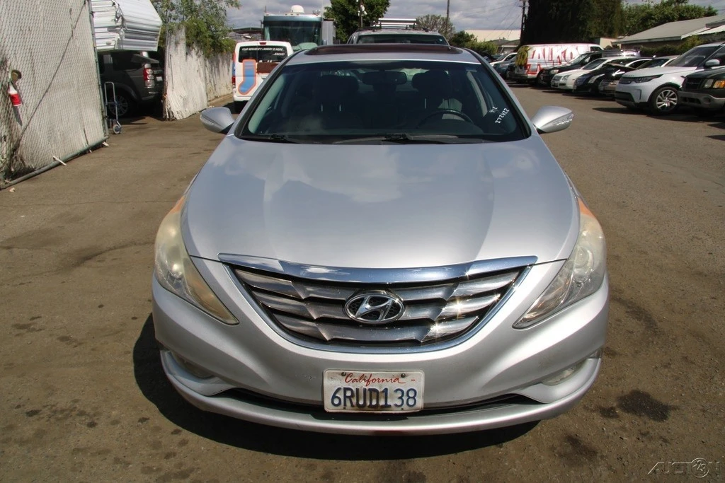 2011 Hyundai Sonata - Image 12 of 21