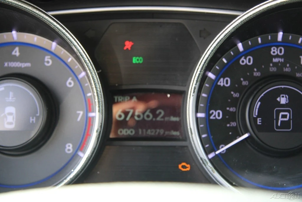 2011 Hyundai Sonata - Image 19 of 21