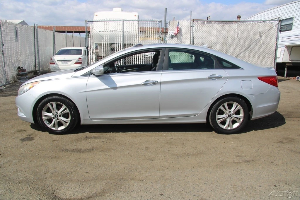 2011 Hyundai Sonata - Image 3 of 21