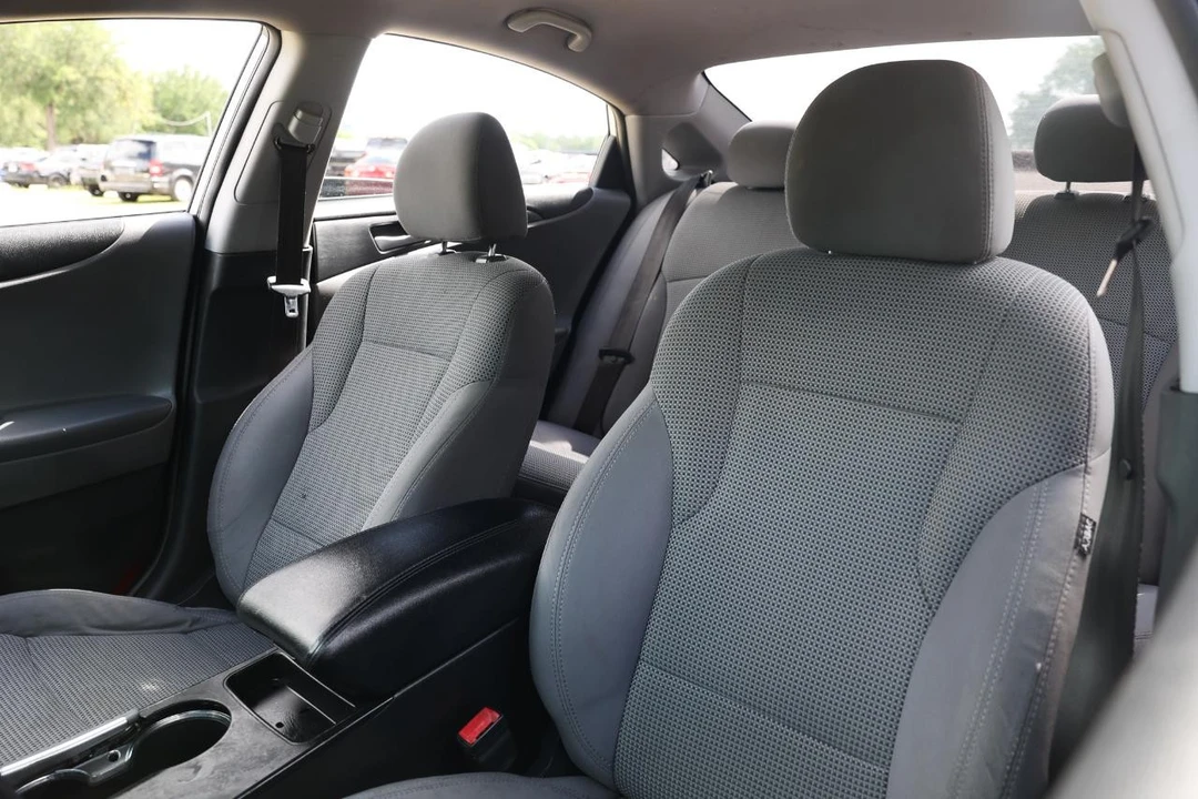 2011 Hyundai Sonata - Image 6 of 21