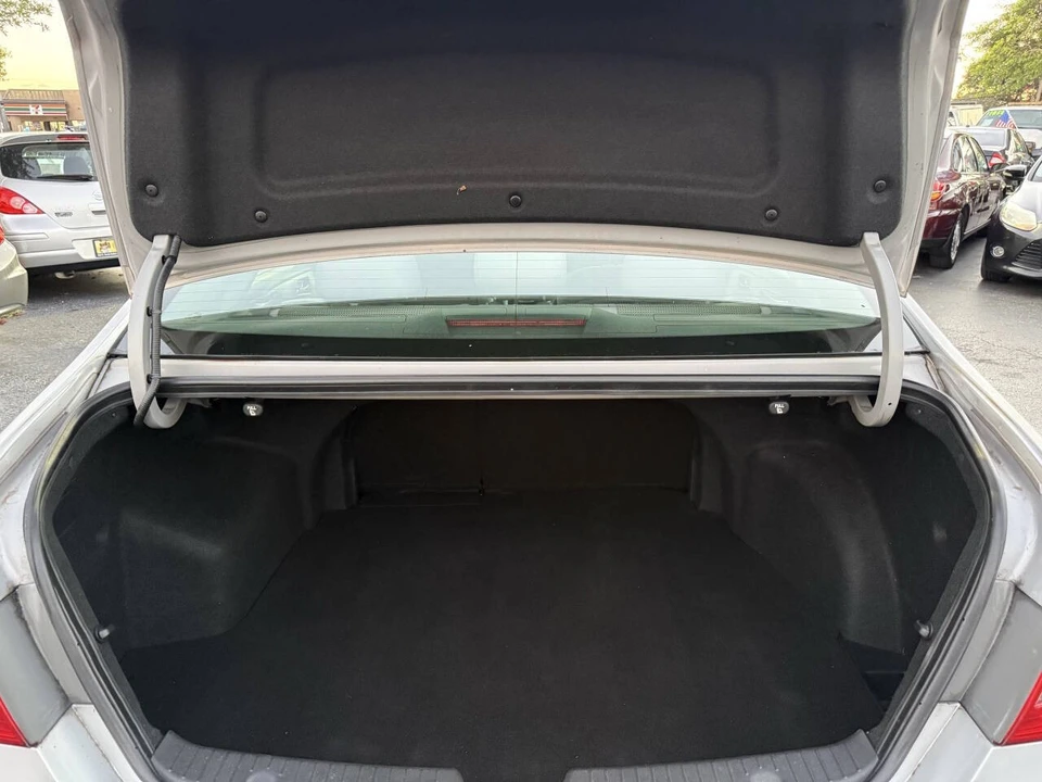 2011 Hyundai Sonata - Image 20 of 21