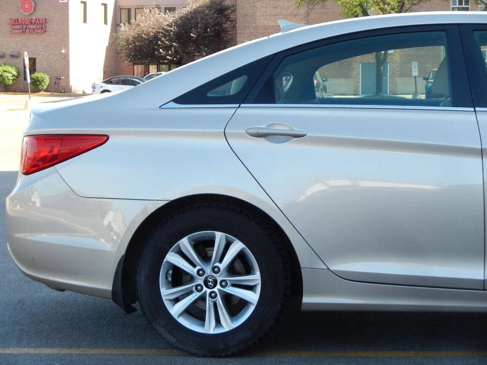 2011 Hyundai Sonata - Image 21 of 21