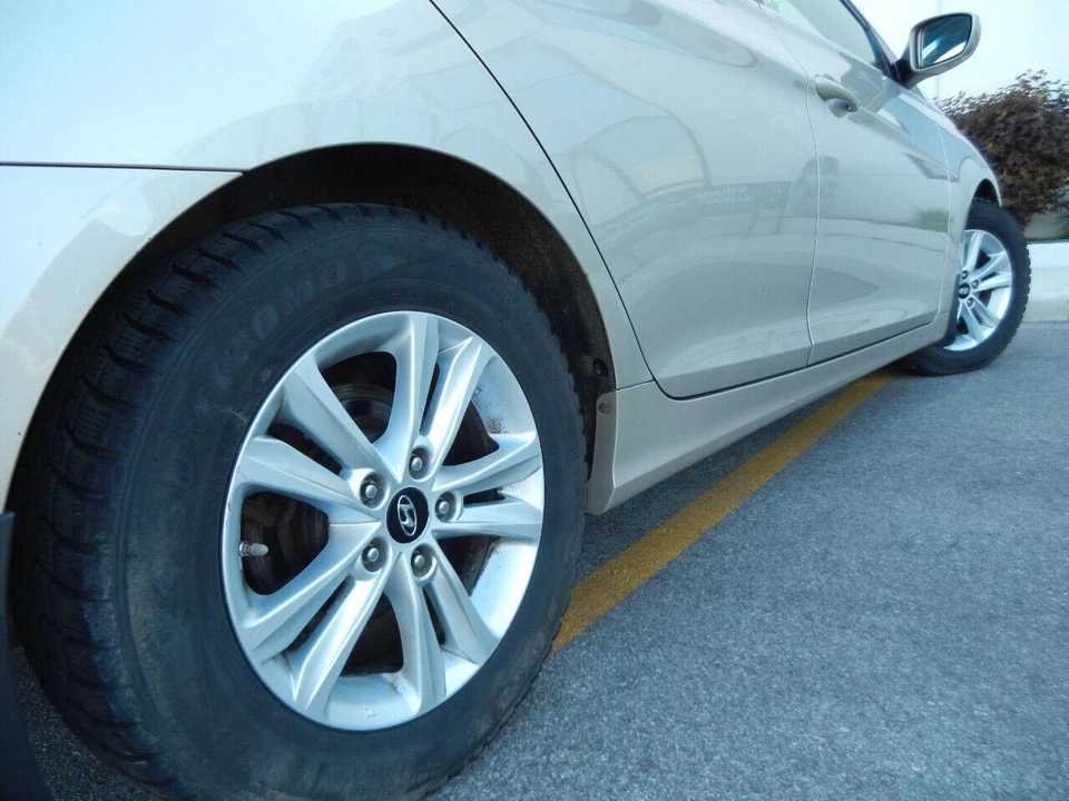 2011 Hyundai Sonata - Image 18 of 21