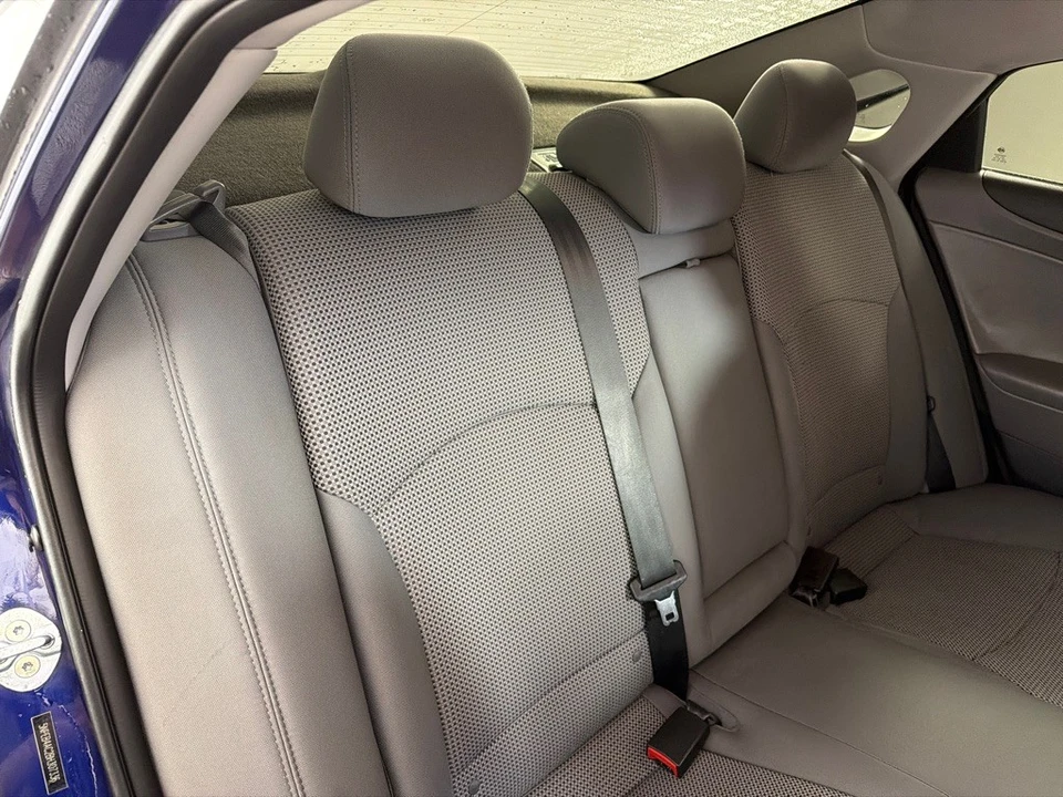 2011 Hyundai Sonata - Image 18 of 21