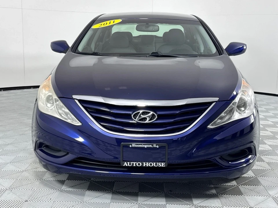 2011 Hyundai Sonata - Image 9 of 12